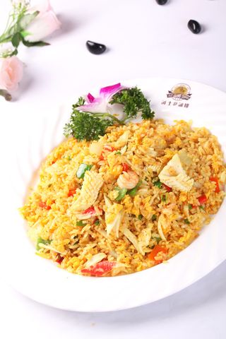 咖喱海鲜蟹仔炒饭 (1)