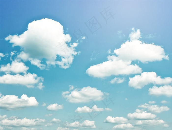 蓝天里的朵朵白云