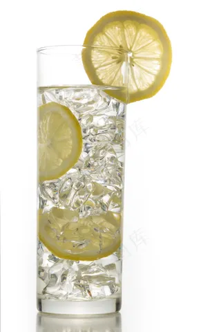 冰柠檬水图片