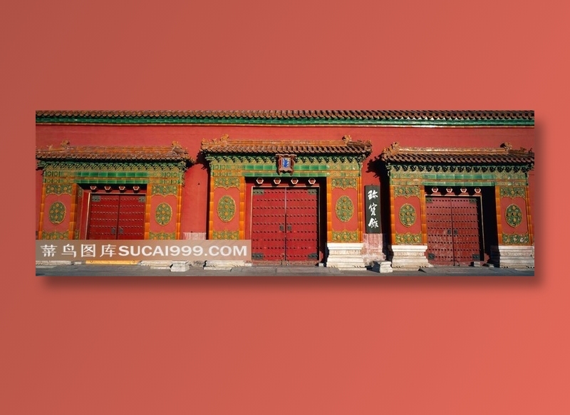 艳丽华贵的故宫门