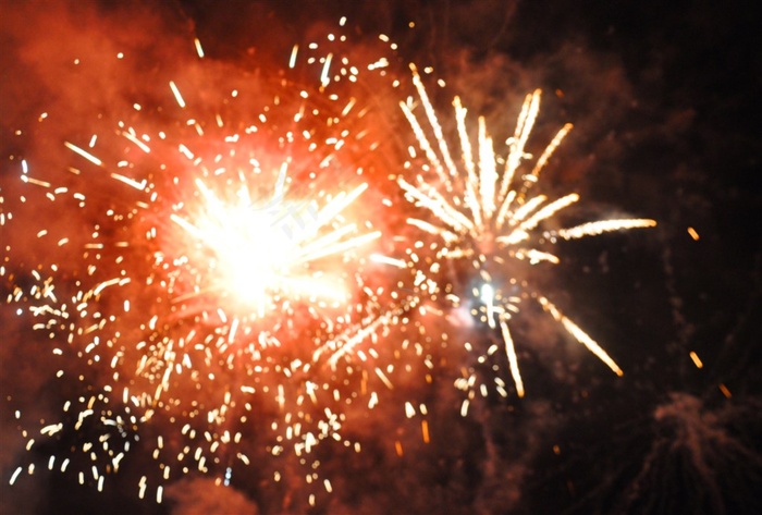 绚丽多彩的烟花