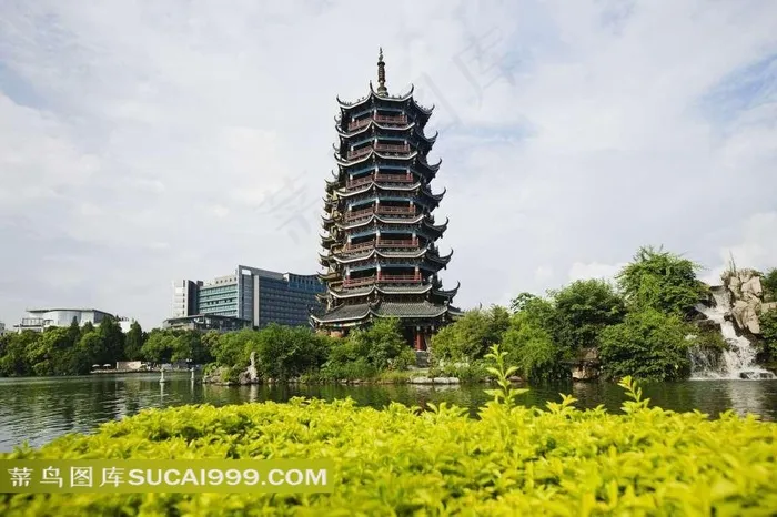 桂林两江四湖日月塔摄影图片
