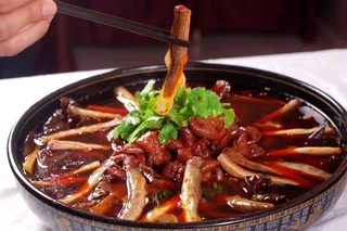 XTS020江湖菜-鱼鳅肥肠粉