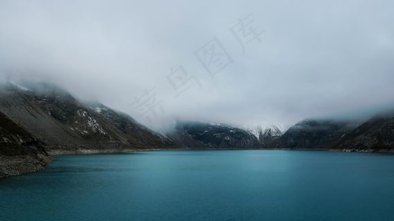 天然湖泊图片 天然湖泊图片