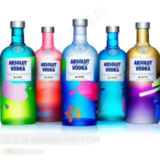 缤纷多彩的伏特加酒大图