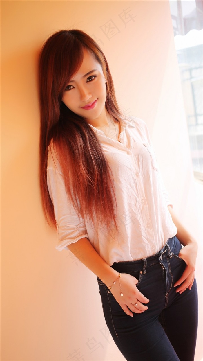 长发清纯美女