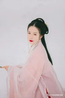 唯美高清国画古装写真美女图片
