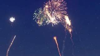 设计新年焰火视频