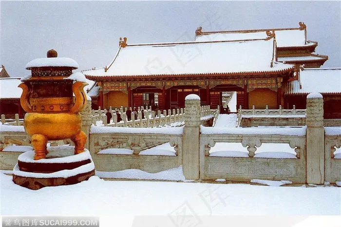 紫禁城印象-乾清宫铜香炉雪景