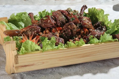 8干煸五香鸭-农家院