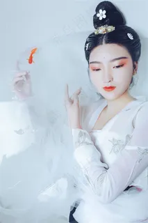 微胖的古装美女图片 微胖的古装美女图片