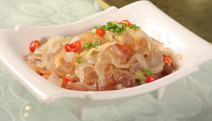 酸菜蜇丝