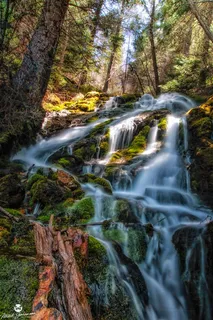 山水瀑布山水素材 山水瀑布山水素材