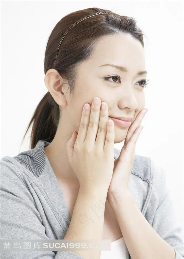 高清女性脸部皮肤保养图片