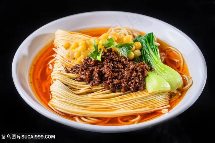 豌豆黄豆杂酱牛肉面中华美食