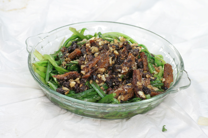 26豆豉鲮鱼油麦菜 东北饺子园