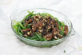 26豆豉鲮鱼油麦菜 东北饺子园