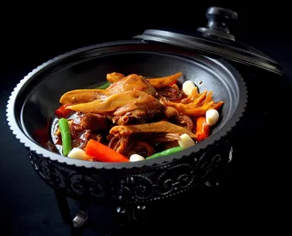 砂锅石锅美食煲类特色菜洞庭口味鸭