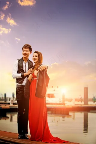 时尚恋人黄昏港口外拍高清特写