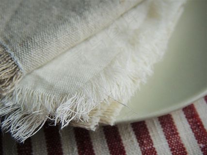 盘子里的几块布