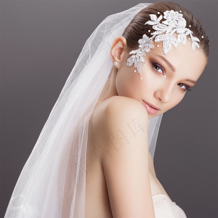 婚莎美人的侧面美容图片