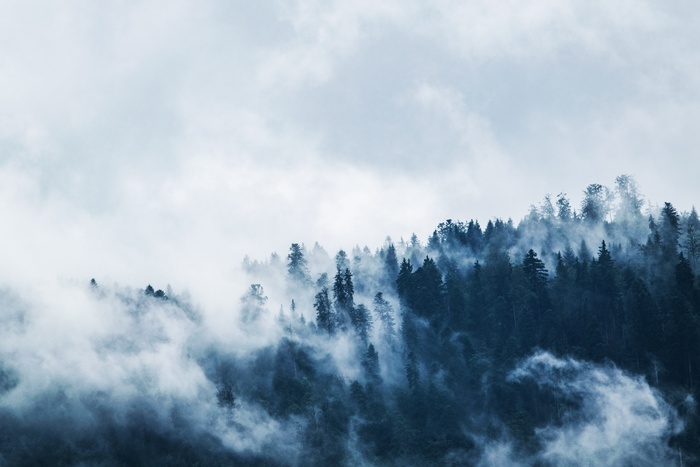 冬天白雪高山背景风景