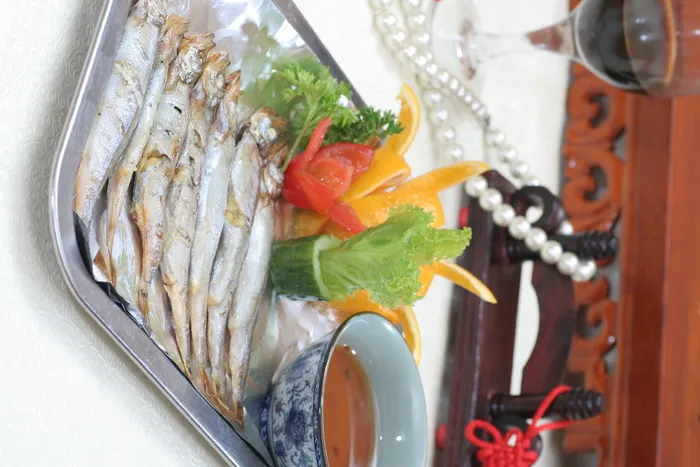 鱼露香烤多春鱼 (1) 鱼露香烤多春鱼 (1)