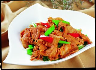 川菜湘菜高清菜谱 蒜苗炒五花肉