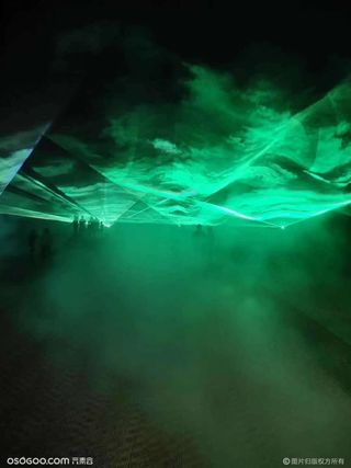 绿色极光壁纸图片