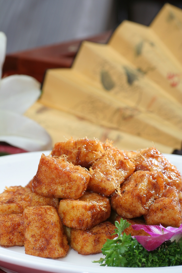 旋转 贝茸烧豆腐     18元 (9)
