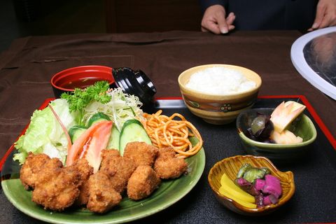 炸小排套餐 牛肉、猪肉、鸡肉   炸小排套餐 牛肉、猪肉、鸡肉