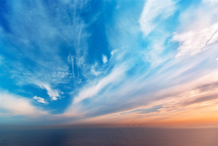 蓝色唯美天空海报背景高清图片