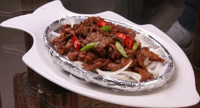 铁板香草鹿肉煲 (3)