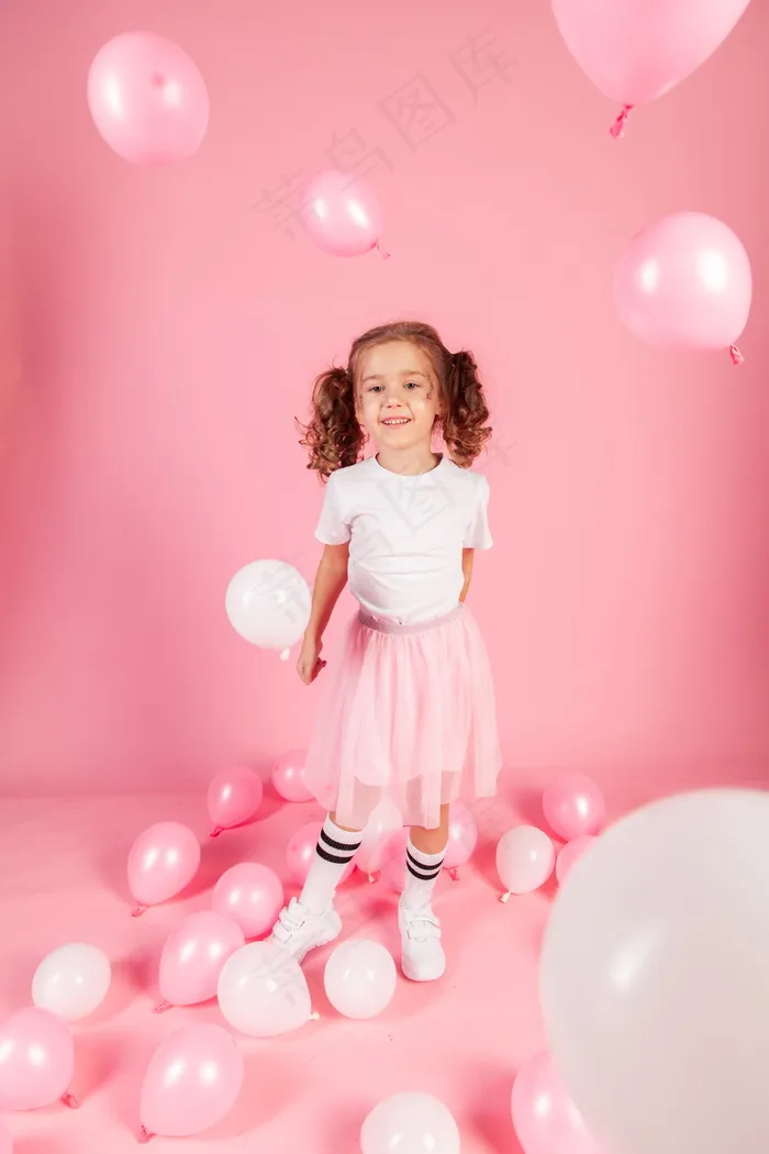 小女孩儿童写真图片