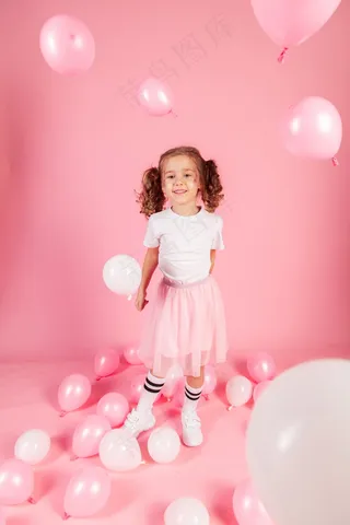 小女孩儿童写真图片