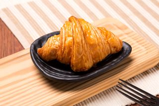 蛋糕店小蛋糕慕斯美食甜品图片