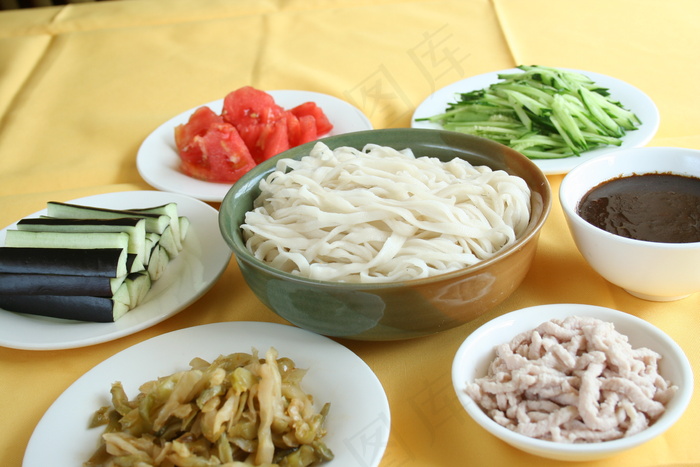 2288炸酱面