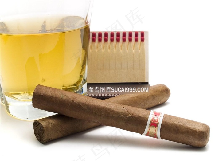 香烟与威士忌酒高清摄影图