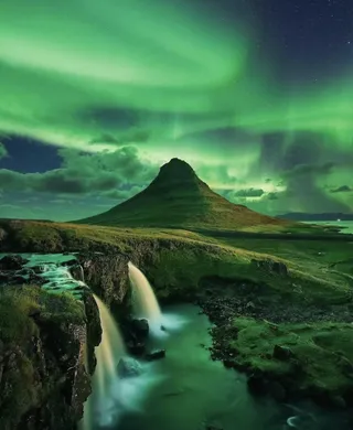 绿色极光壁纸图片