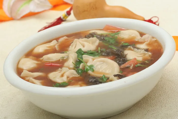 汤饺 12元