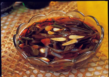 96LC-041醋蒜莼菜