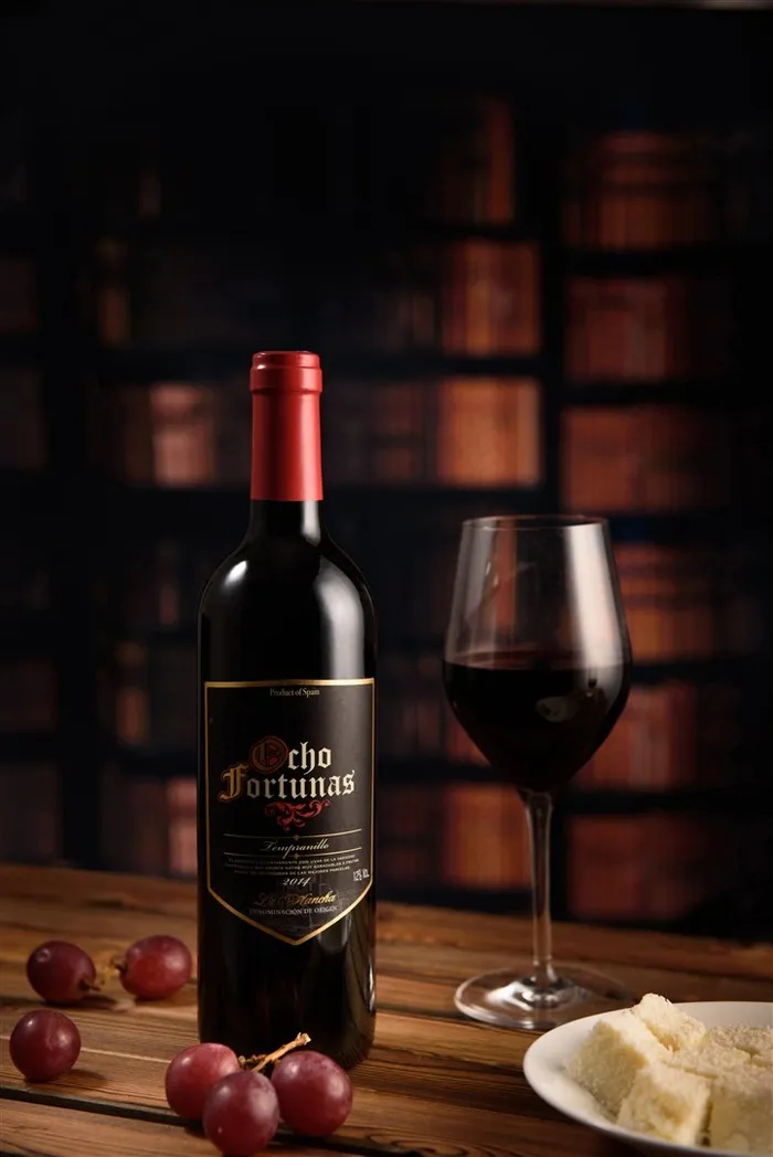 影棚创意拍摄红葡萄酒冰酒