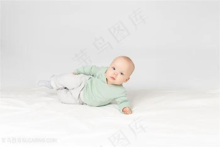 可爱单纯漂亮宝宝海报