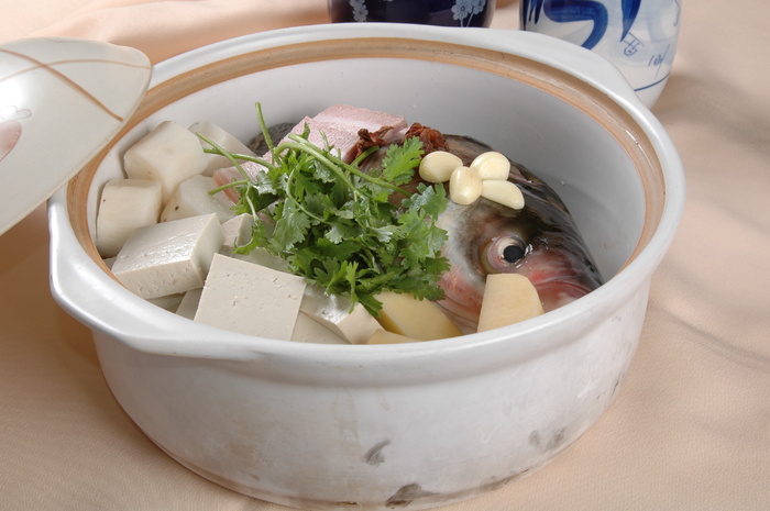 0911CC-414农家砂锅烧鱼头