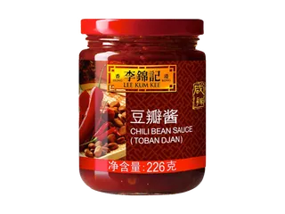 李锦记豆瓣酱超市商品白底图免抠实物摄影png格式图片透明底