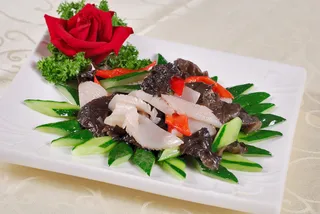 川菜湘菜高清菜谱 青瓜木耳炒鲜鱿