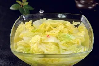 水煮白菜美味摄影图