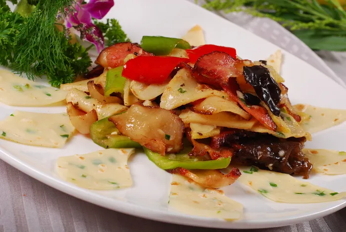 CXC06779芋粉炒腊肉48元例