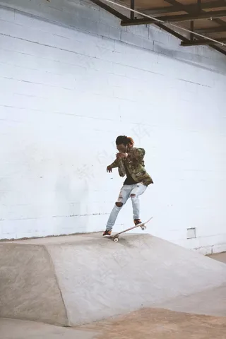 滑板运动高清图片下载