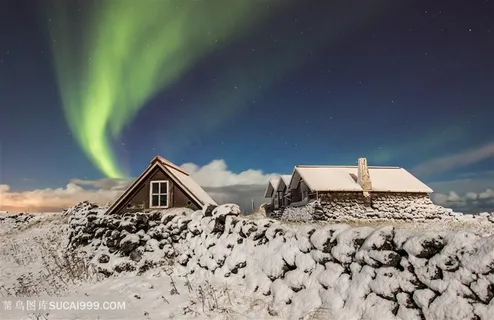 皑皑白雪与极光景色高清图片 皑皑白雪与极光景色高清图片